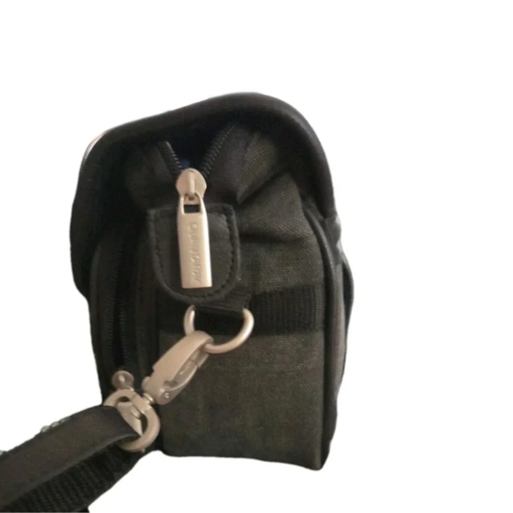 Quantaray‎ 2434 Black Deluxe Leather and Canvas Camera Bag Digital Outdoors Fall